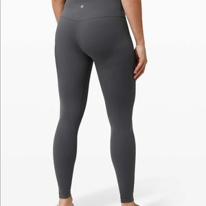 Lululemon Aligns 28”